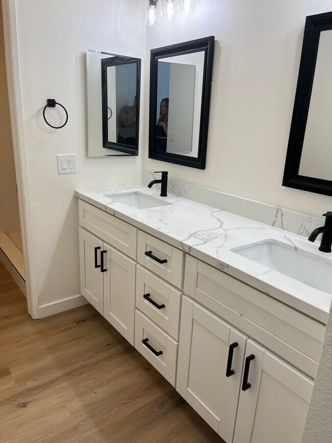 Foto del edificio - 10845 Scripps Ranch Blvd