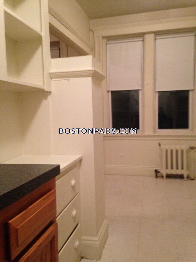 Foto del edificio - 1163 Boylston St