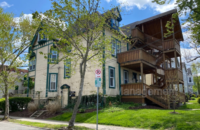 5730 Holden St Unit Apartment 2R, Pittsburgh, PA 15232 Condo for