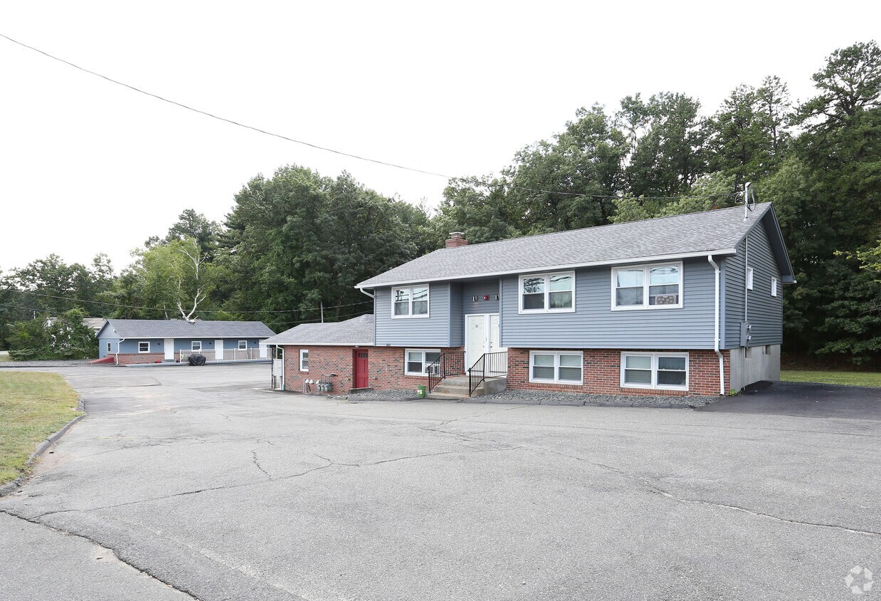 Foto del edificio - 480 Southampton Rd