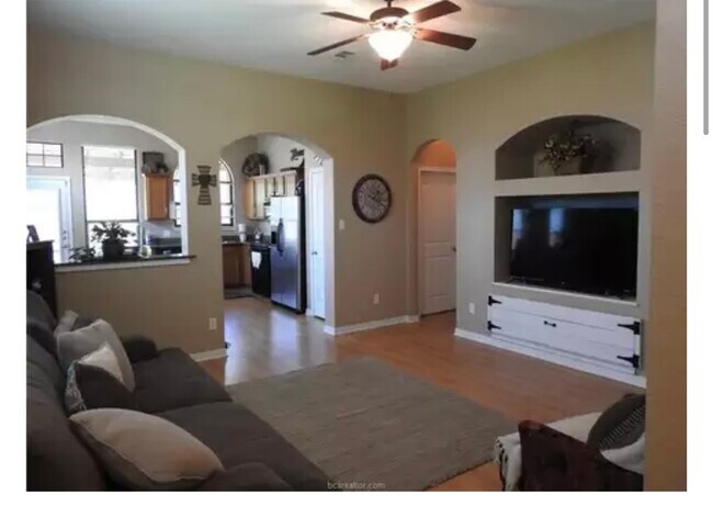 Building Photo - 209 Fieldstone Plz