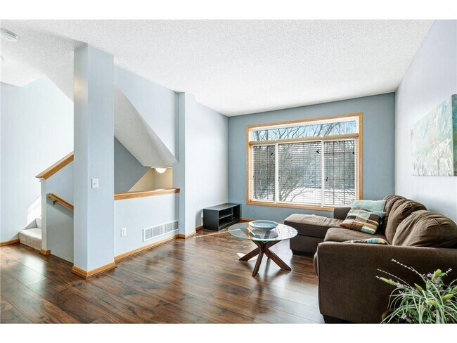 Building Photo - 10514 8th Ave N