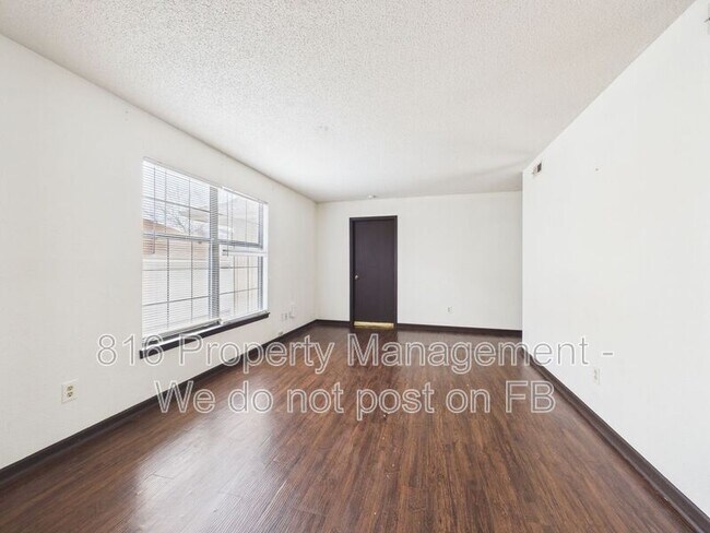 Foto del edificio - 1020 NE Lindsay Ave