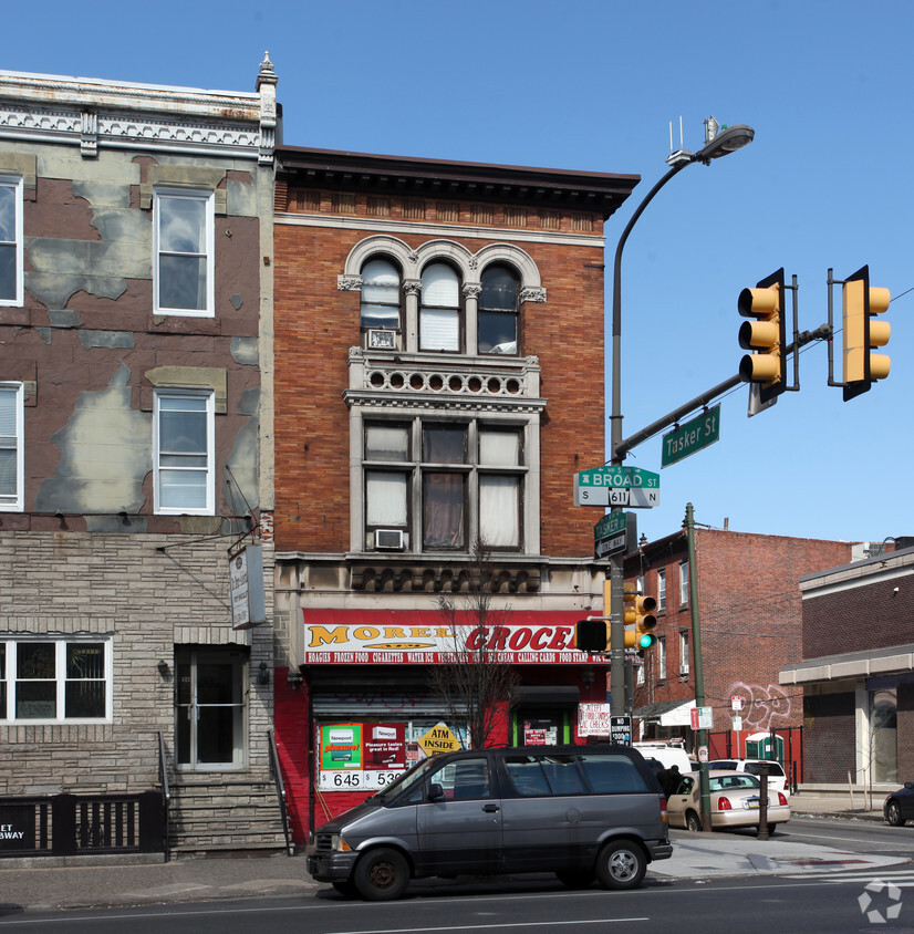 Building Photo - 1600 S Broad St