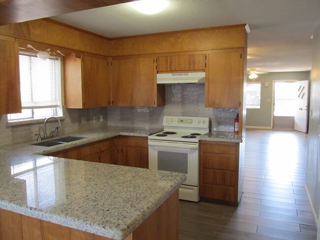 Cocina - 307 N 38 1/2 St