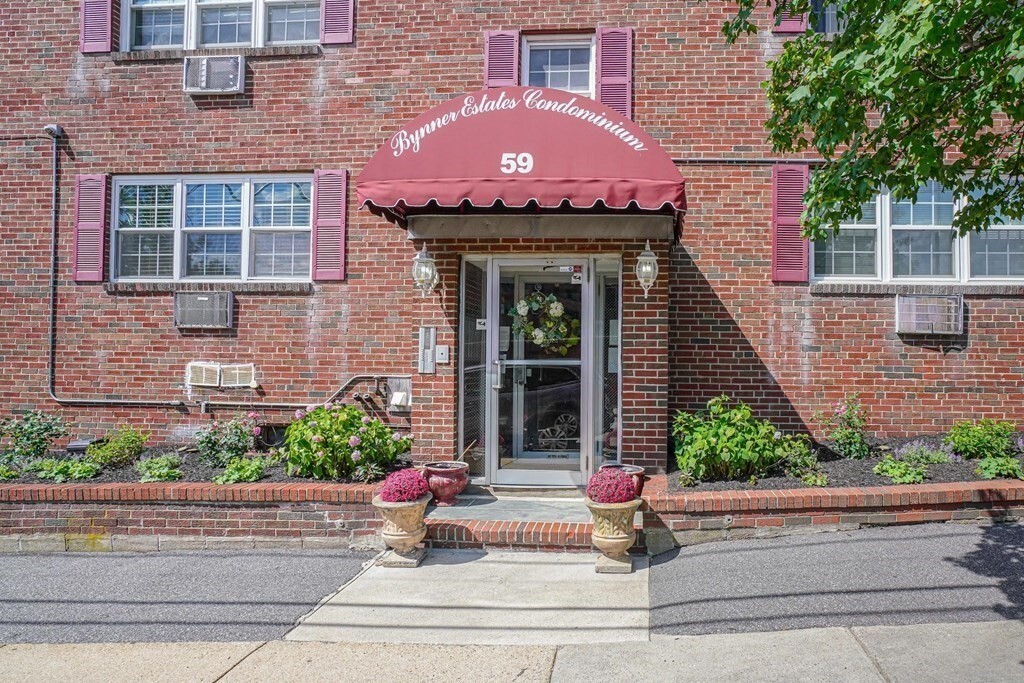 Primary Photo - 59 Bynner St