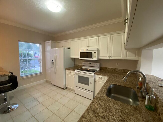 Foto del edificio - 932 Kokomo Key Ln