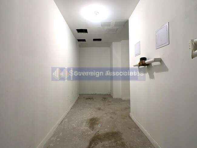 Foto del edificio - 21 Sherman Ave