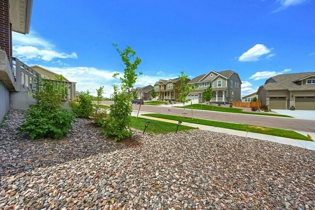 Foto del edificio - 15895 Red Bud Dr