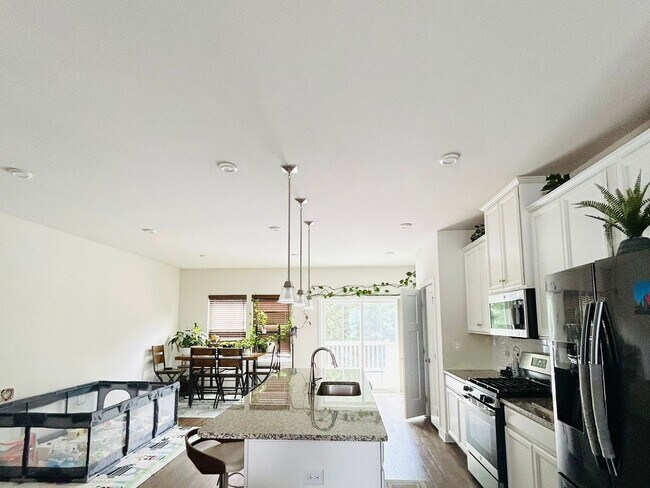 Foto del edificio - 3 Bedroom Townhome in Clarksboro