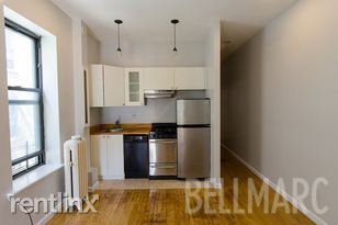 Building Photo - 165 4th Ave