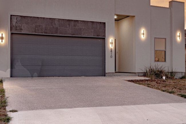 Foto del edificio - 5410 Travesia Ct