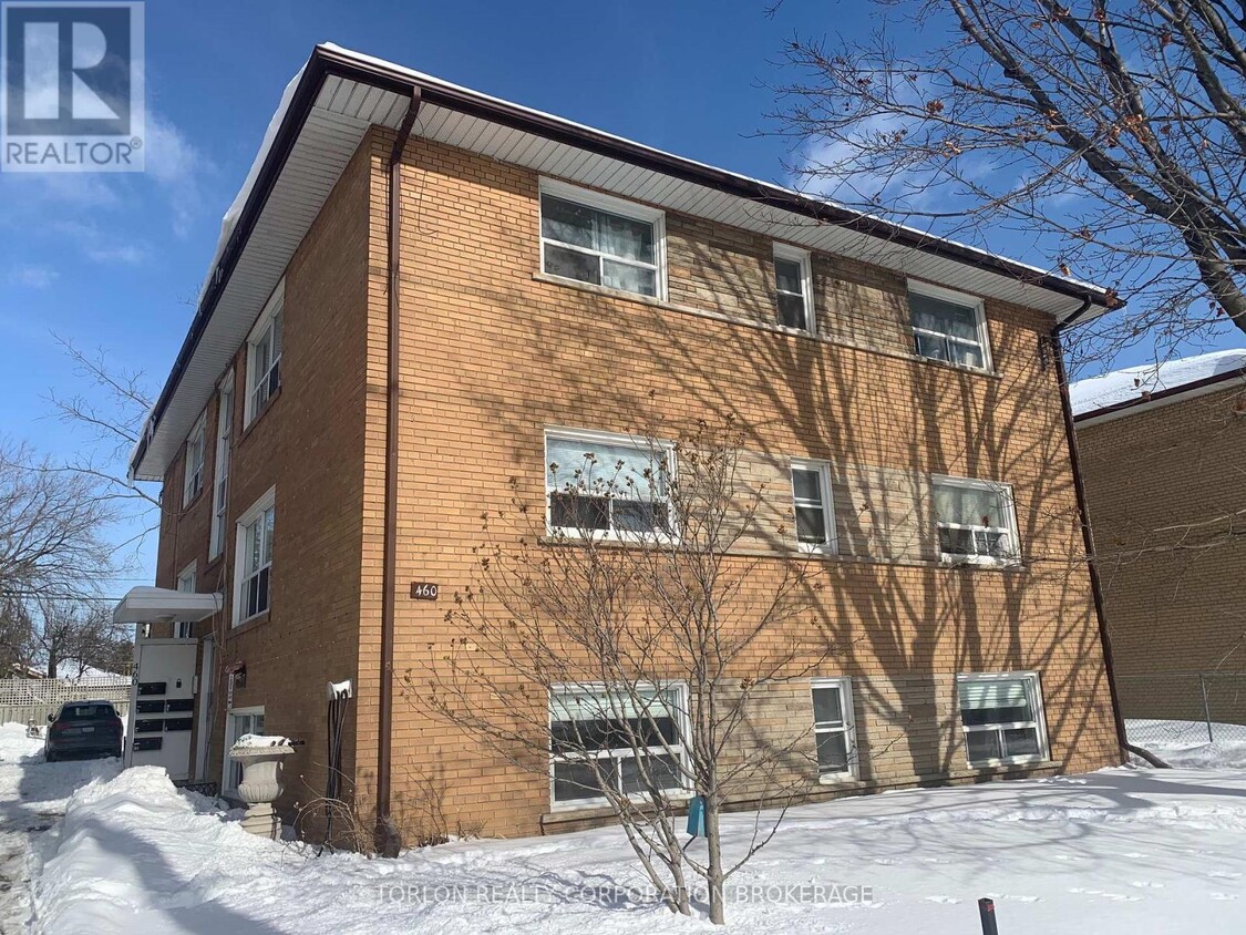 Primary Photo - 460-460 Horner Ave