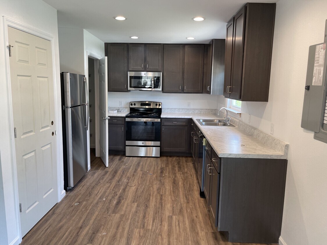 Jordan Bayou Apartments in Carrabelle, FL