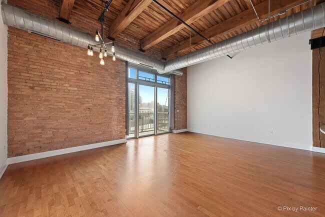 Foto del edificio - 770 W Gladys Ave