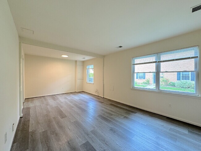 Foto del edificio - Comfortable Unit with Functional Layout