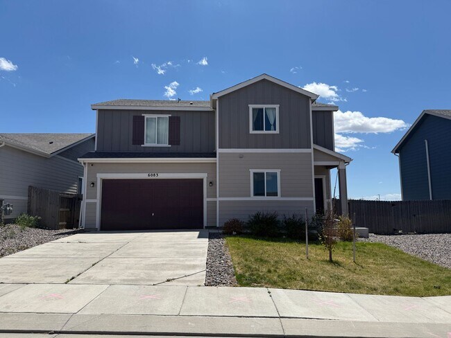 Building Photo - 4 Bed 3 Bath Home Minutes Away from Ft. Carson, Peterson SFB , & Schriever SFB!!