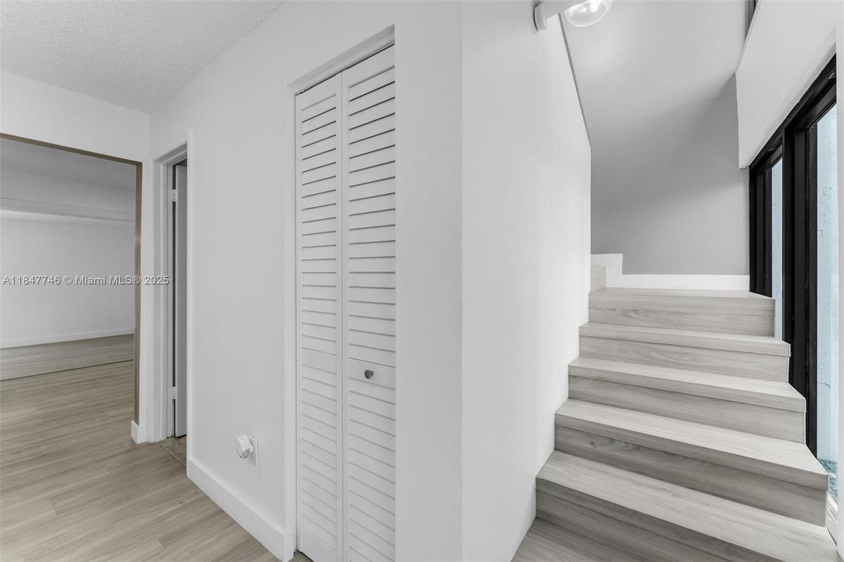 Foto del edificio - 6608 SW 114th Ave