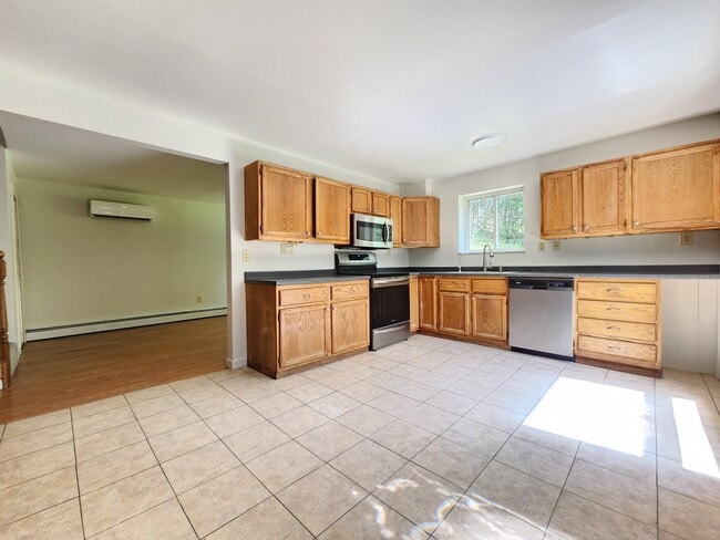 Building Photo - 116 Pine Trail
