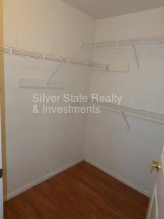 Building Photo - 3925 Lazy Pine St