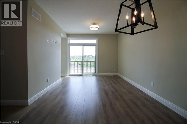 Building Photo - 1395 Bleams Rd