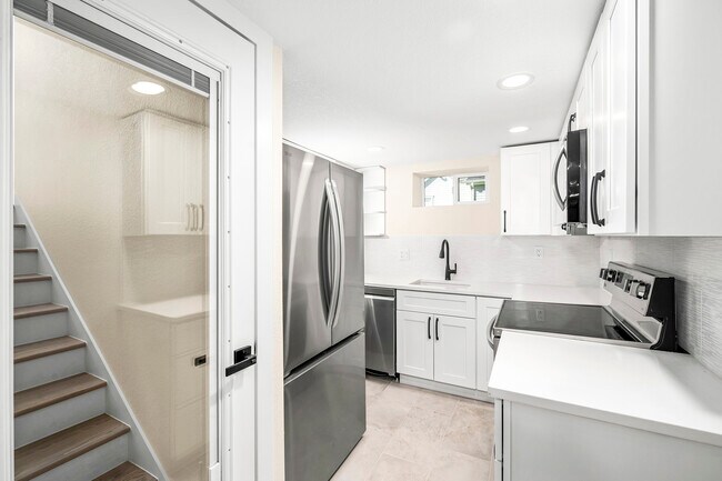 Foto del edificio - 2435 S Race St