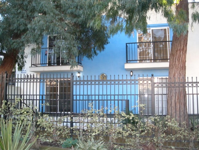 Building Photo - 1836 17th St