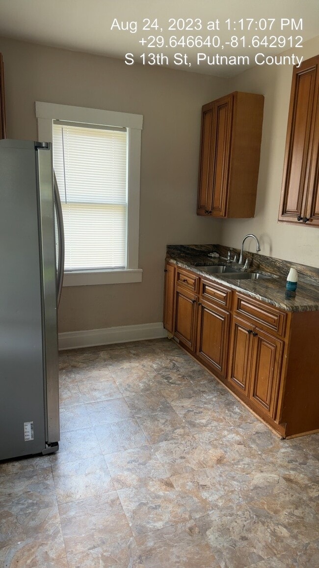 Foto del edificio - 208 S 13th St