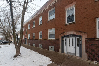 Building Photo - 3517 W Grace St