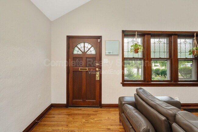 Foto del edificio - 2164 Lafayette Ave