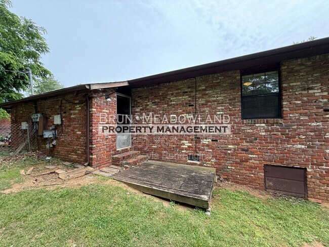 Foto del edificio - 7627 Alki Ln SW