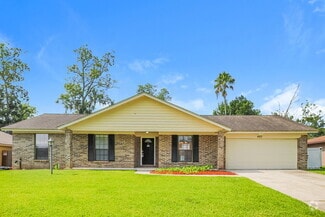Building Photo - 460 Kevin Dr