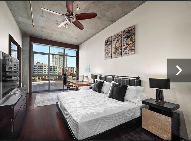 Expansive bedroom ambiance - 527 10th Ave