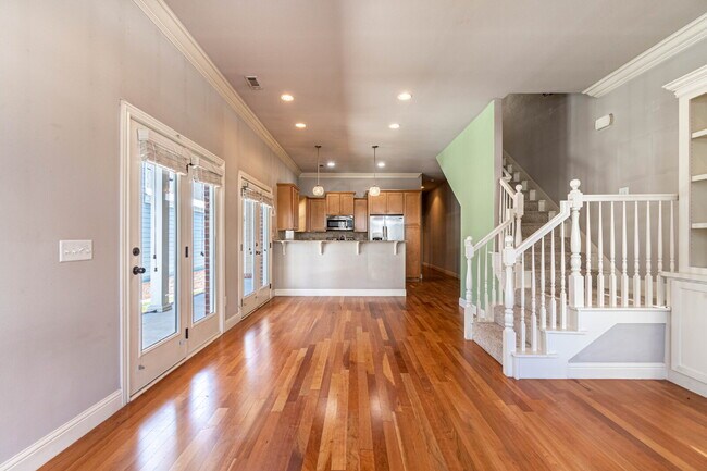 Foto del edificio - Charming 3-Bedroom Home with 2 Full Baths & 1,750 Sq. Ft. of Comfort in Fayetteville!
