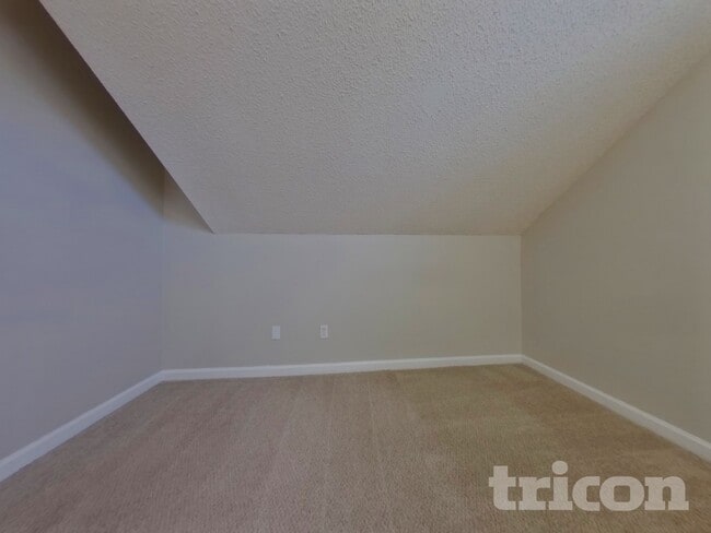 Building Photo - 2345 Iron Horse Dr