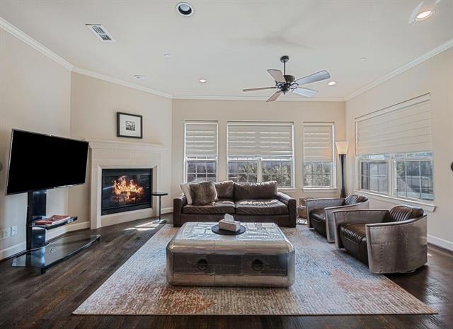 Foto del edificio - 5001 Meridian Ln