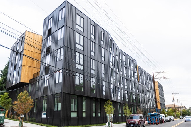 Building Photo - Brookland
