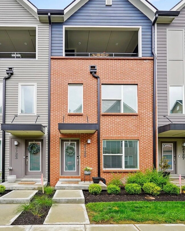 Building Photo - 2125 Coretta Way