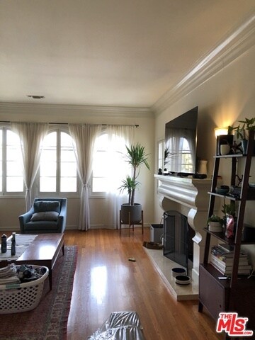 Foto del edificio - 6532 W 6th St