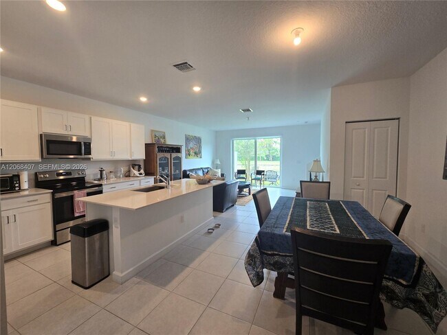 Foto del edificio - 5451 Flannigan Wy