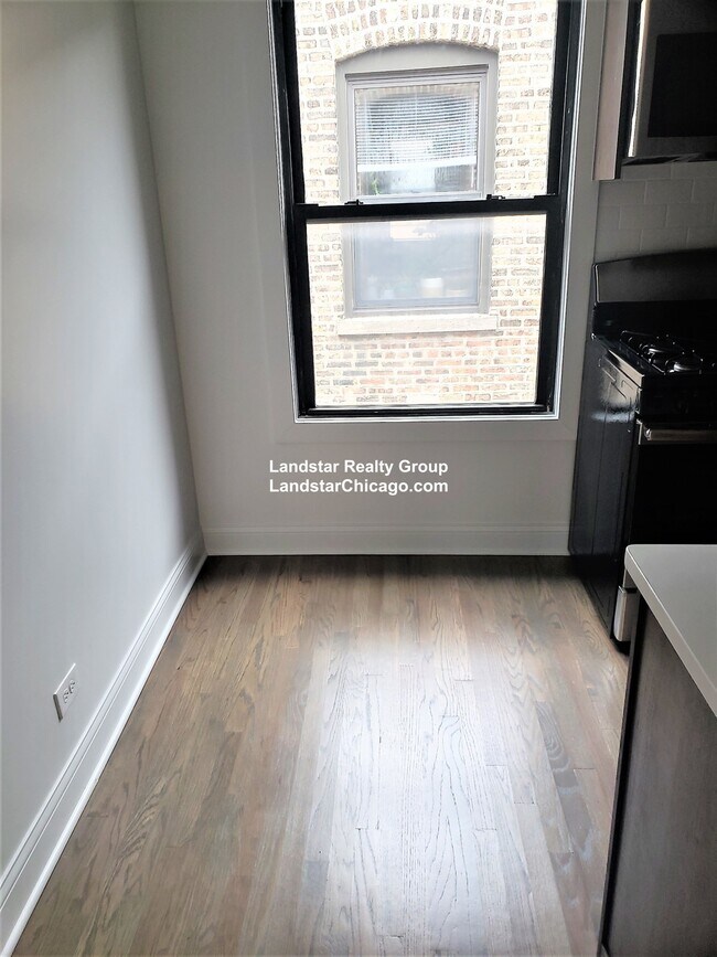 Foto del edificio - 2641 N Spaulding Ave