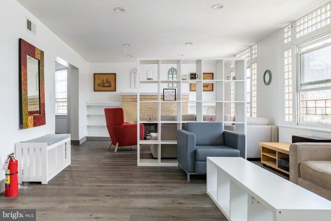 Foto del edificio - 3809 Ventnor Ave