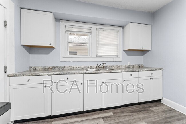 Foto del edificio - 1411 N Belleview Pl