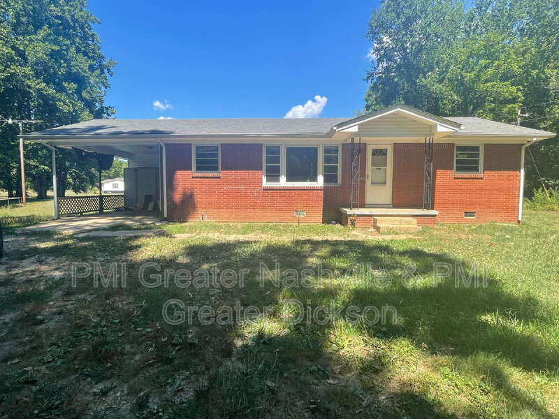 Primary Photo - 2061 N Hurricane Creek Rd