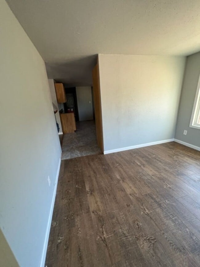 Building Photo - 8256 Barbur St