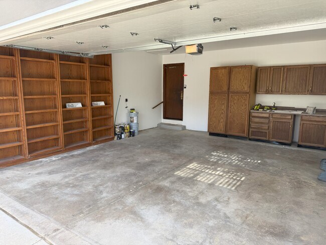 Foto del edificio - 7135 W Clifton Ave