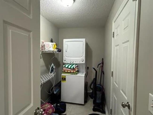 Foto del edificio - 1435 Firefinder Ln