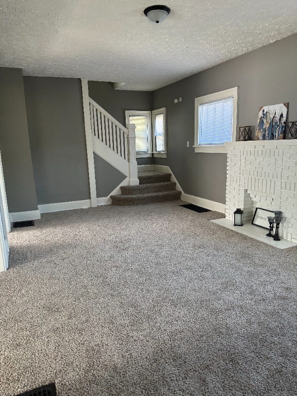 Building Photo - 129 Getting Pl