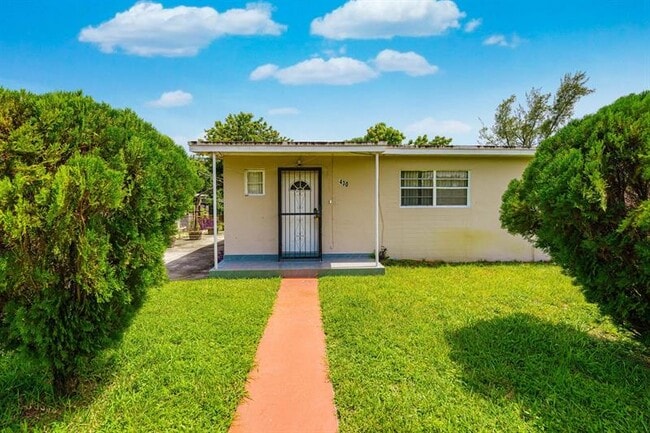 Building Photo - 430 NW 133rd St