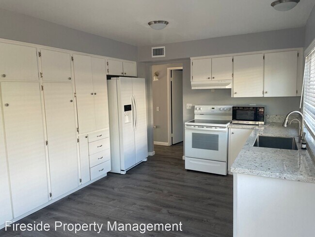 Foto del edificio - 4 br, 2 bath House - 6256 Mahan Dr